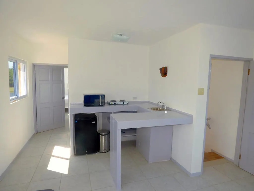 Guest house Beach Way Guesthouse Duncans